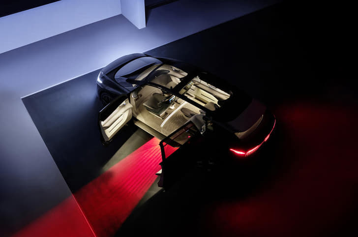 Audi Urbansphere image gallery 