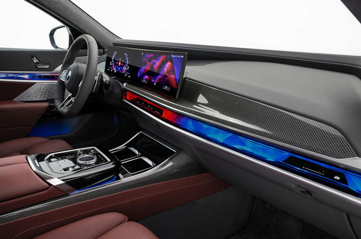 2022 BMW 7-Series image gallery 