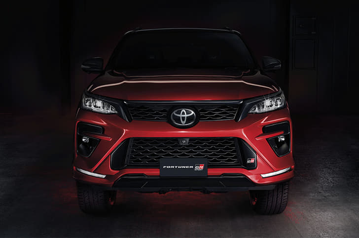 Toyota Fortuner GR Sport front view.