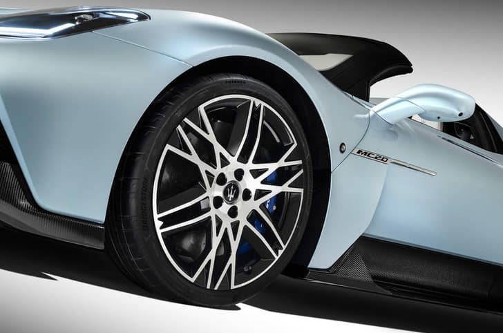 2022 Maserati MC20 Cielo alloy wheels