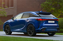 2022 Lexus RX rear quarter