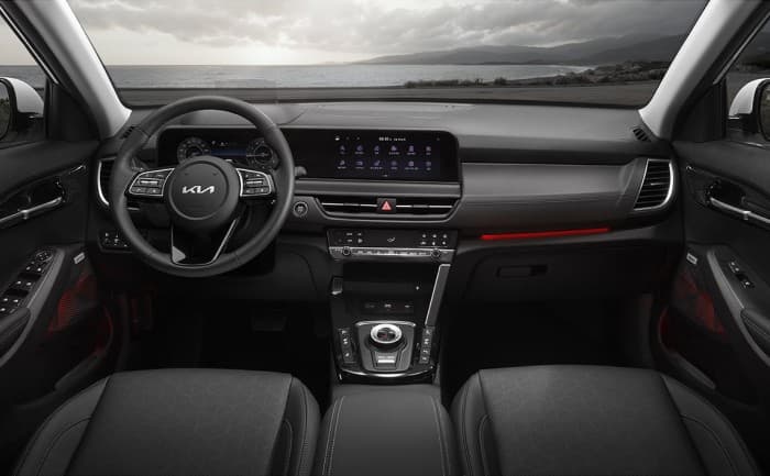 2023 Kia Seltos facelift dashboard