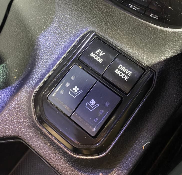 2022 Toyota Hyryder ventilated seat buttons
