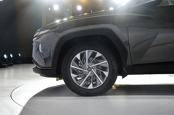 2022 Hyundai Tucson wheels