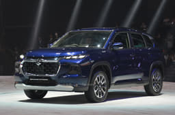 2022 Maruti Suzuki Grand Vitara front quarter