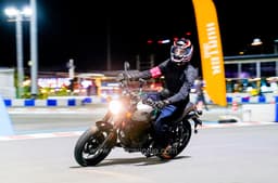 The Hunter features a 41mm telescopic fork up front and twin shocks at the rear.