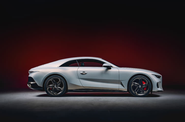 Bentley Mulliner Batur side