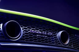 McLaren Artura exhausts