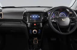 Mahindra XUV400 interior 