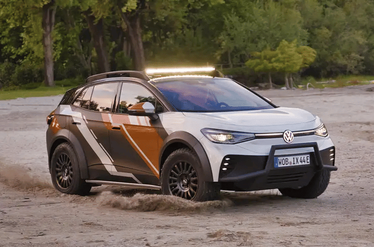 Volkswagen ID Extreme front quarter track 