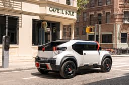 Citroen Oli rear quarter 