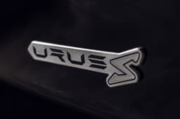 Lamborghini Urus S badge