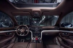 Lamborghini Urus S interior 
