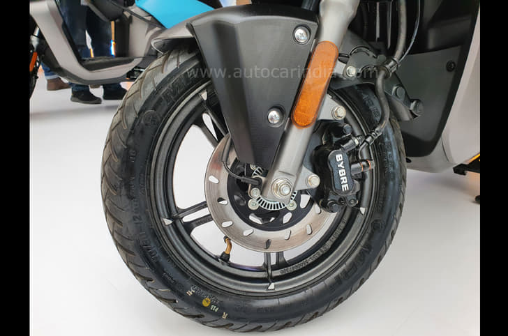 Front end on the Vida V1.