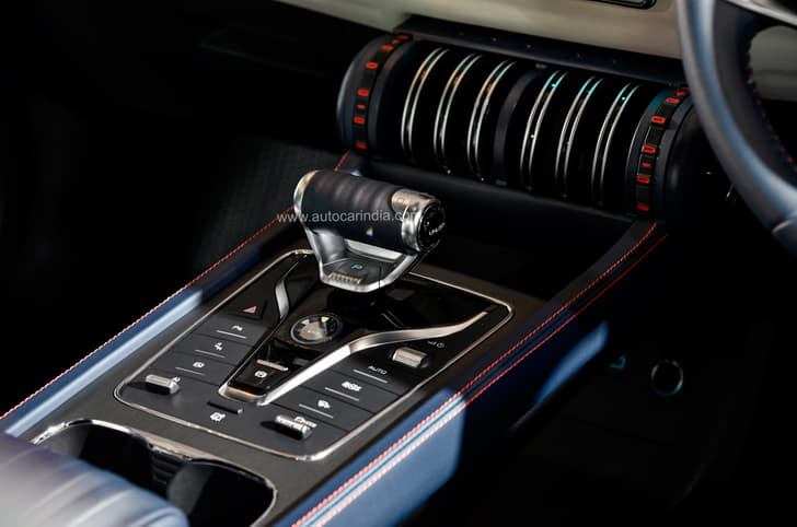 BYD Atto 3 centre console 