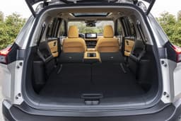 Nissan X-Trail boot space 