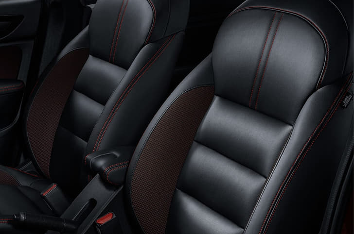 Honda WR-V interior front seats