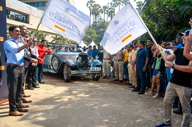 Yashwardhan Ruia's 1929 Mercedes Nurburg lead the convoy at the MBCCR 2022. This car is 93 years old. 