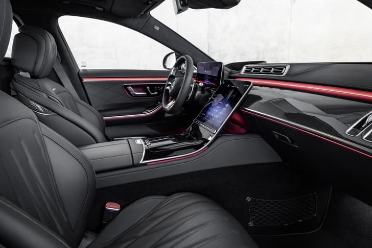 Mercedes-AMG S63 cockpit