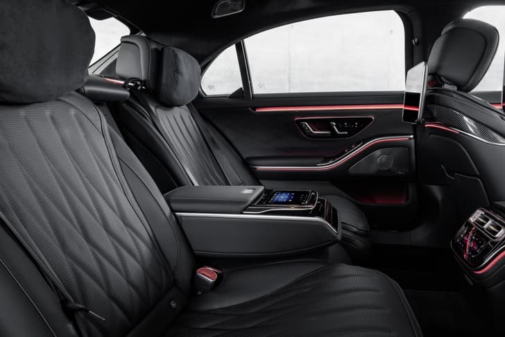 Mercedes-AMG S63 rear seats 