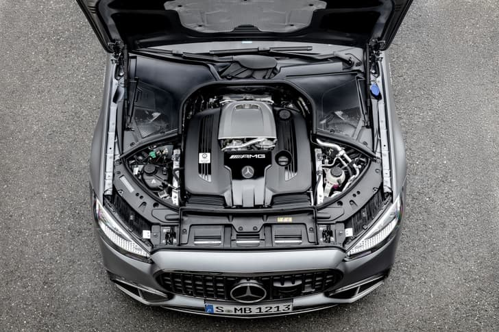 Mercedes-AMG S63 engine