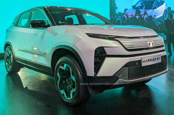 Tata Harrier EV headlights