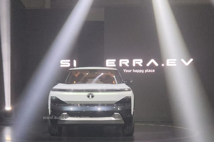 Tata Sierra front