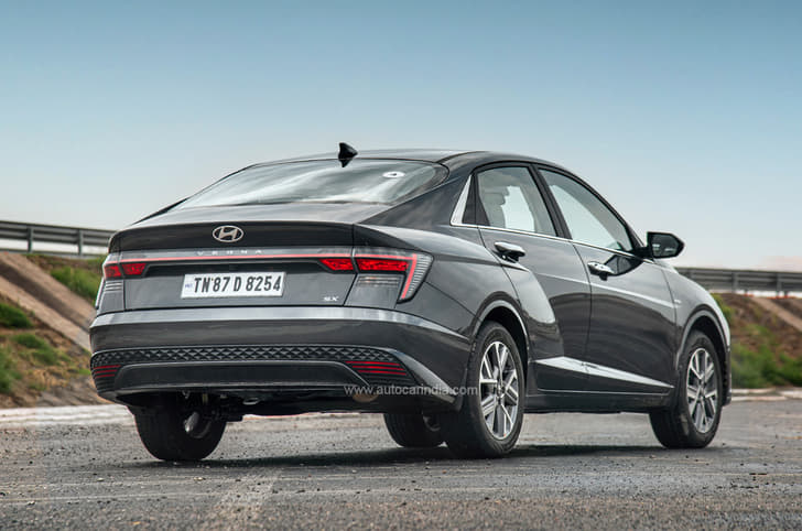 New Hyundai Verna rear quarter