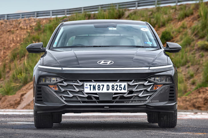 New Hyundai Verna front