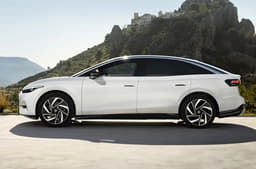 Volkswagen ID7 EV side