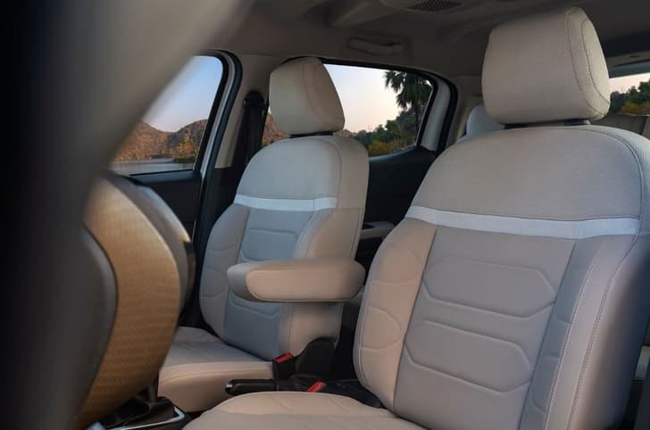 Citroen Aircross Front Row Seats