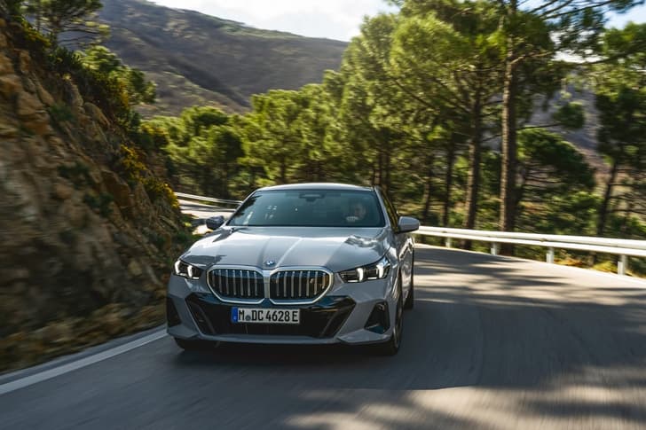 New BMW 5-series image gallery