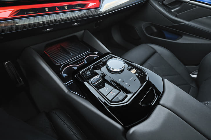 New BMW i5 image gallery