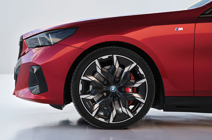 New BMW i5 image gallery