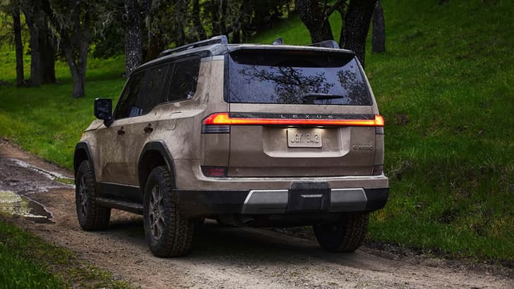 Lexus GX 550 image gallery