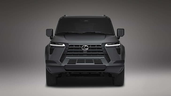 Lexus GX 550 image gallery
