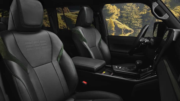 Lexus GX 550 image gallery