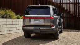 Lexus GX 550 image gallery