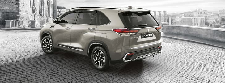 Maruti Suzuki Invicto Rear View