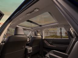 Maruti Suzuki Invicto Front Row Seats