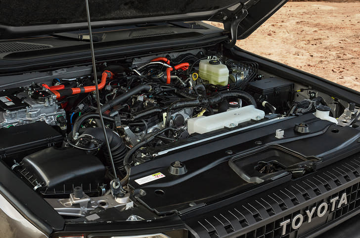 2023 Toyota Land Cruiser Prado image gallery