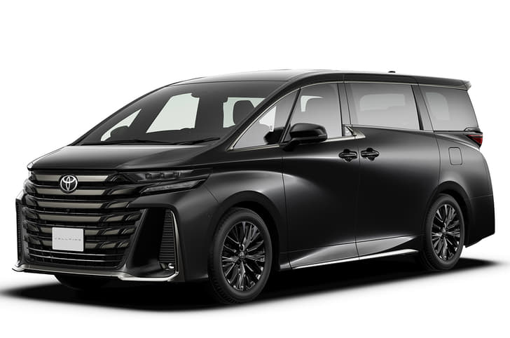 Toyota Vellfire Front Right Three Quarter
