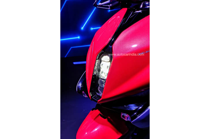 The X is a feature rich scooter with all-LED lighting, single-channel ABS and a 10.25-inch TFT dash.