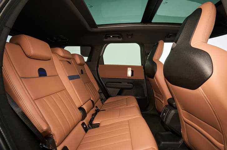 Mini Countryman Electric Second Row Seats