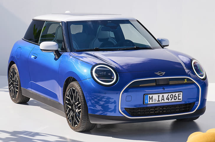 New Mini Cooper Electric image gallery
