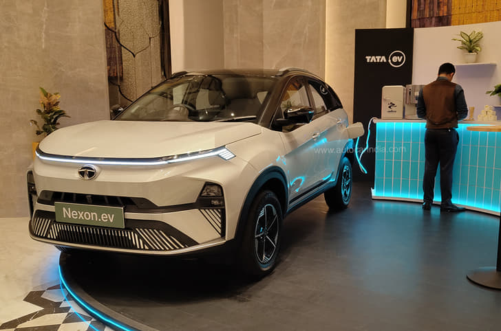 Tata Nexon.ev facelift image gallery