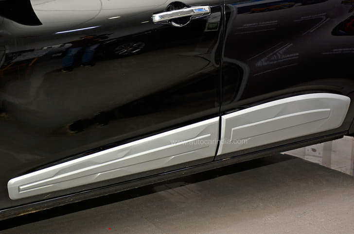 Renault Kiger, Kwid, Triber Urban Night edition image gallery