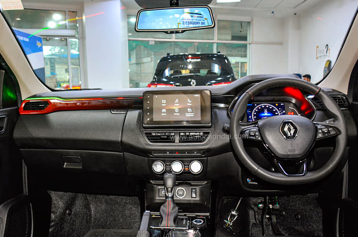 Renault Kiger, Kwid, Triber Urban Night edition image gallery