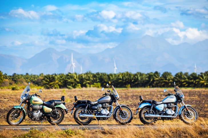 The Meteor 350 has received a new Aurora variant, priced at Rs 2.20 lakh (ex-showroom, Chennai). 