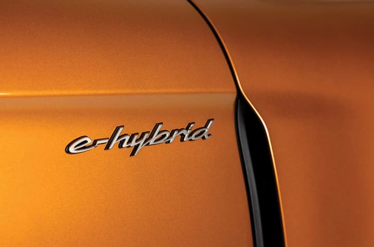 New Porsche Panamera image gallery